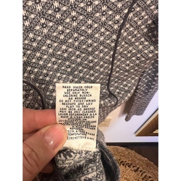 Charlie & Robin Cardigan Size XS Gray Shawl Collared Single Button Fair Isle - Picture 6 of 6